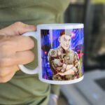 TASSE "UN CHEF C'EST FAIT POUR CHEFFER" bleu et violet