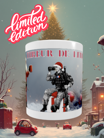 TASSE EN EDITION LIMITÉE "TIREUR DE LITRES NOËL" DÉDICACÉE PAR PEPER
