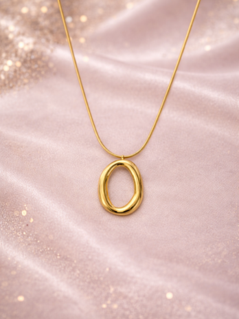 Collier doré avec pendentif ovale | KF Forever