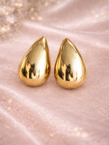Boucles d’oreilles goutte dorée – Bijou femme minimaliste chic | KF Forever