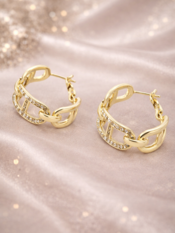 Boucles d’oreilles créoles chaîne avec strass – Bijou femme tendance | KF Forever