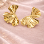 Boucles d’oreilles feuille dorée – Bijou femme élégant et tendance | KF Forever