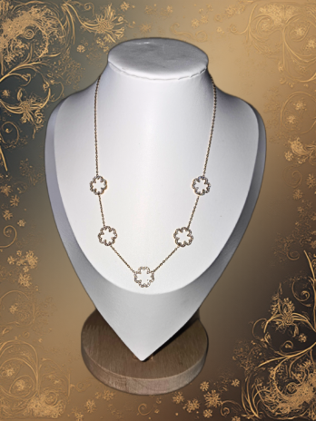 Collier “Fleur Royale”