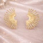 Boucles d’oreilles rayons dorés – design solaire | KF Forever