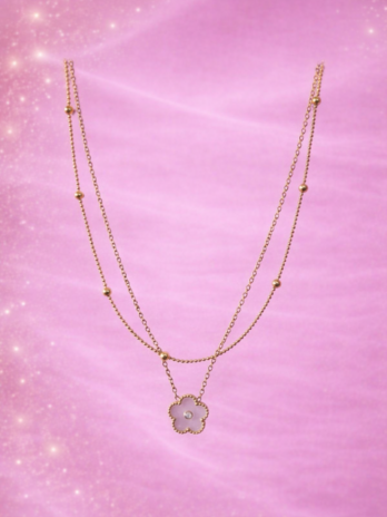 Collier double chaîne avec pendentif trèfle nacré
